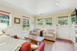 Woodland Cottage by the Sea - 3