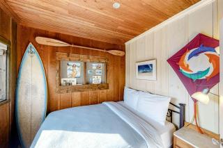 Cottage by the Sea (MCA #1213) - 3