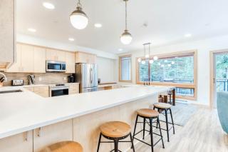 Golden Poles Chalet #110 - 8