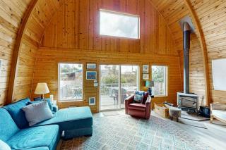 Hallie Hideaway (MCA #329) - 7