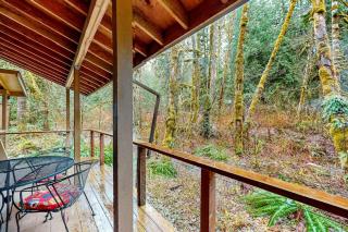 Creekside Cabin - 4