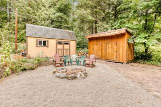 Creekside Cabin - 1