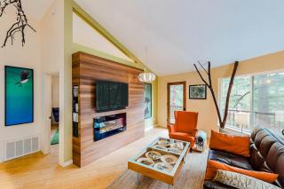The Island Treehouse - Eastsound - 8