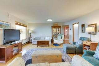 Lopez Island Agate Beach Waterfront Home - 9