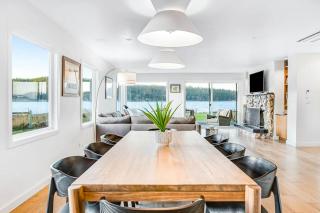 Lopez Island Mud Bay Waterfront home - 5