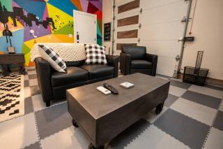 The Garage - unique and cozy (near airport) - 4
