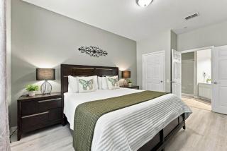 Orlando 3BR Condo Space Comfort and Location - 8