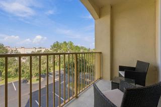 Orlando 3BR Condo Space Comfort and Location - 7