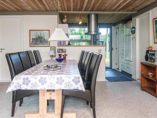 6 person holiday home in Allingåbro - 6