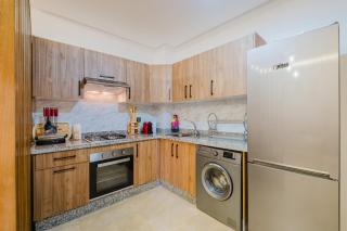 1BR Appart 2 min de M Avenue , Pool , Balcony & Parking & 24h j7 security - Marraquexe - 2