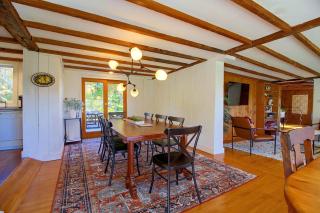 Renovated Farmhouse < 1 Mile to Okemo Mountain! - 4
