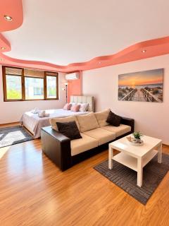 ROSE CREAM Cozy 1Bedroom Apartment in Burgas - 2