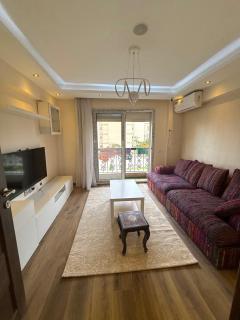 Jacuzzi & Balcony Rehab Apt Near Top Malls & Dining - 5