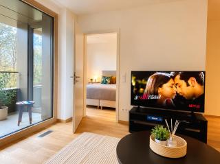 Tranquil 1BR Getaway with Scenic Balcony - 3