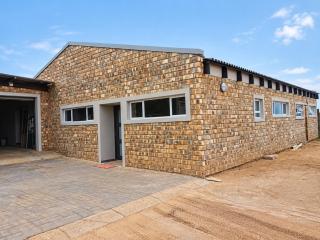 Gone fishing accommodation 3 bedroom home - 8