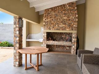 Gone fishing accommodation 3 bedroom home - 1