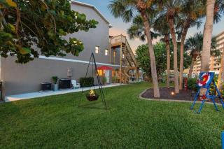 Lola's on the Beach - Cape Canaveral, FL - 6