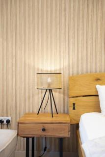 Luxurious studio apartment with private garden - 3