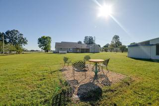 Murray Retreat w/ Game Room - 8