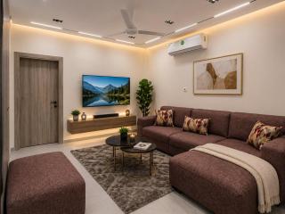 Modern 2-Bedroom Apartment with Private Terrace & Free Parking - Aqaba - 0