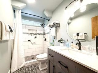Forest Home with Deck, EV Station, King Beds - Cambria - 5