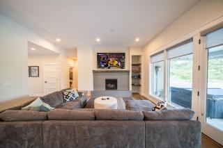 Gearhart Getaway - Gated Community Home w/ Hot Tub, Walk to Beach - 1