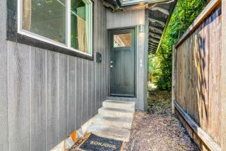 Pearl Street Studio - 9