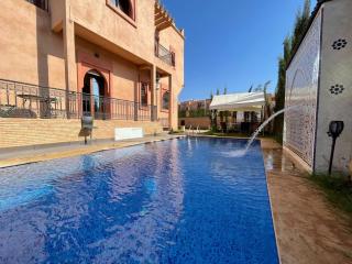 Villa Marrakech Rimass - 6 Chambres Dont 4 Suites Luxe, Piscine Privee & Jardins - Marrakech - 9