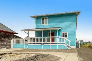 Lovely ocean view cottage next to Nye Beach access - EV on site - 9