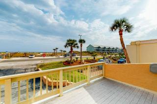 Treehouse Townhome - 8