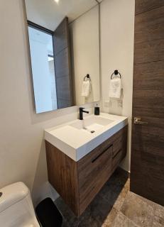 Modern Jacuzzi Pool Sauna Walk to Beach Sleeps 4 - 4