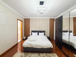 Family-Friendly 3BR Apartment l Nasr City, Cairo - 8