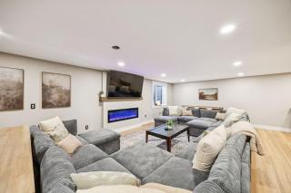 Guesthouse at Long Lake - Pool, Theatre, Hot Tubs - 8
