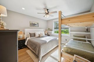 Guesthouse at Long Lake - Pool, Theatre, Hot Tubs - 5