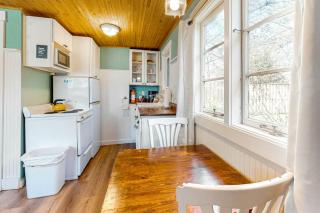 Hidden Villa Cottage #3 - The Garden Cottage - 2