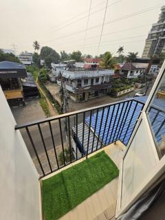 Cozy 2BHK Near Lulu Mall & Amrita Hospital - 5