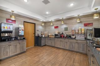 Best Western Plus Rumford Falls - 3