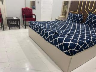 Gulshan Family Couple Guest House Hotel Gulshan-e-iqbal - 4