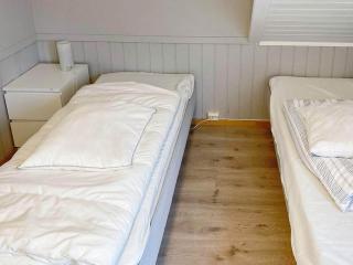 6 person holiday home in Bokn - Are - 6