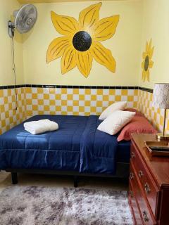 Center Rooms AY - 9