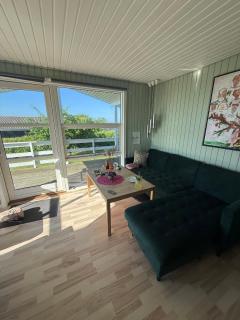 Holiday Home With Sea Views Near The Beach - 7