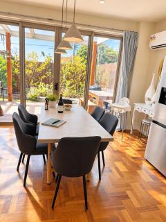 Stylish 4BR Easy CBD Access Walk to Train & Shops - 6