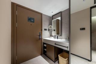 Atour Hotel Shanghai International Tourism Resort Chongxi Road - 7