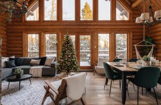 NEW! Luxury Timber Chalet - Hot Tub & Game Room - 0
