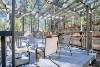 7 Mi to Heavenly Ski Resort: Cozy Tahoe Cabin - 8