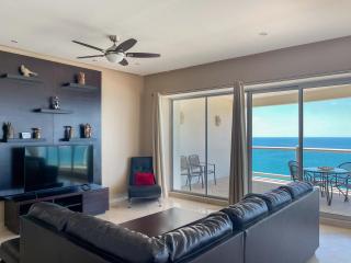 Oceanfront 2BR Condo with Sea Views #1101 - 7