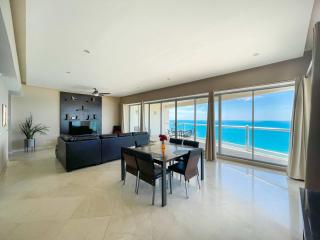 Oceanfront 2BR Condo with Sea Views #1101 - 6