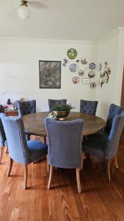 Noonan House, 5 bedrooms. Hop & skip to town - 3