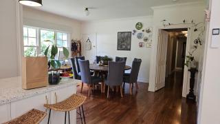 Noonan House, 5 bedrooms. Hop & skip to town - 1