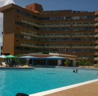 Apartamento en higuerote con piscina - 0